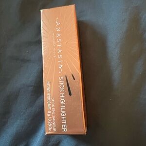 ABH highlight stick with brush applicator